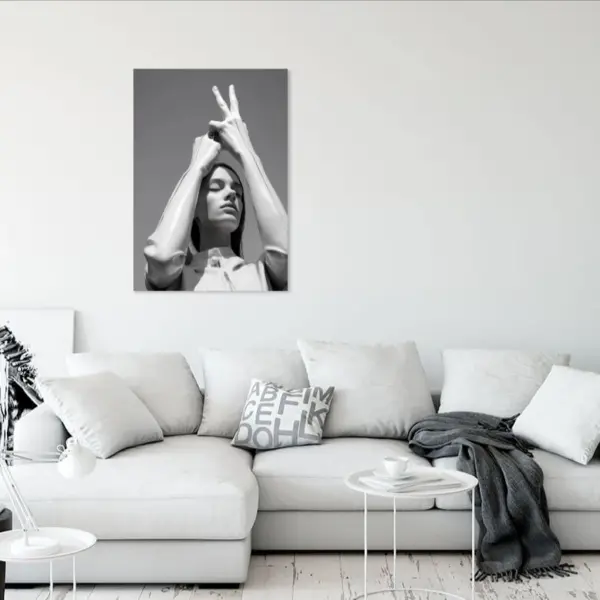 Freehand02 600x600